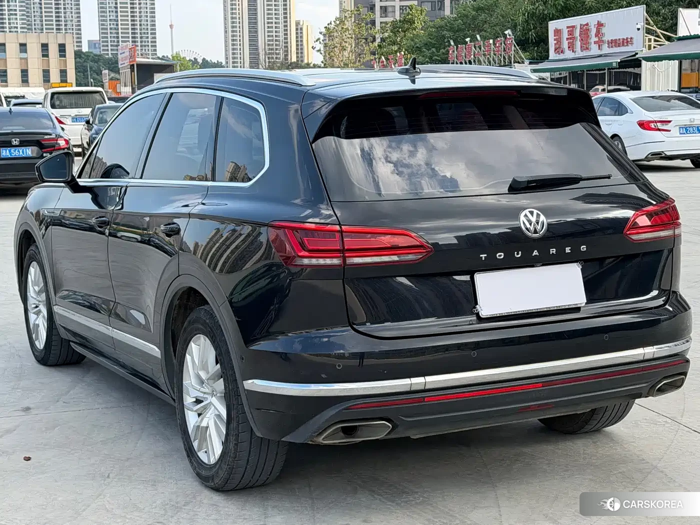 Volkswagen Touareg id 4622768 из Китая 7