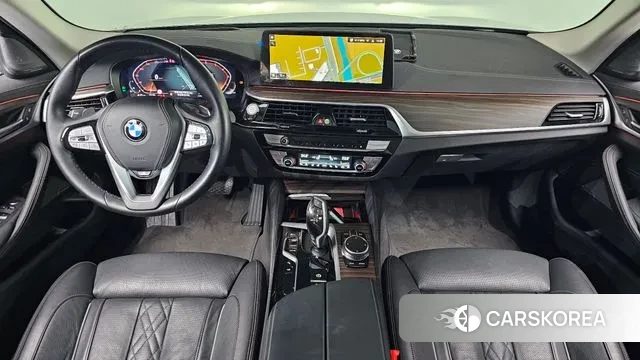 BMW 5 Series (G30) id 3701274 из Кореи 17