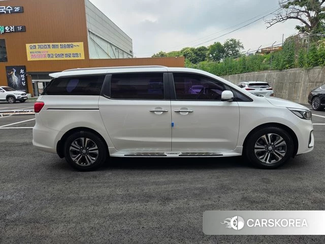Kia The New Carnival id 4424584 из Кореи 17