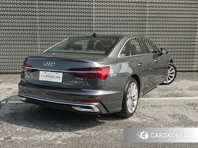 Audi A6L id 4238357 из Китая 7