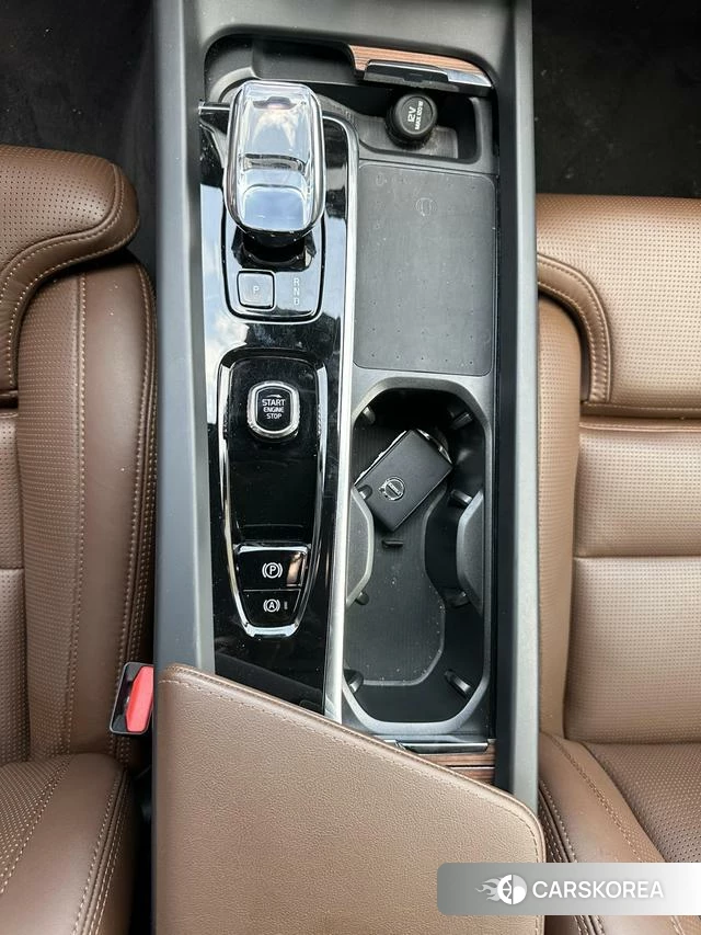 Volvo XC60 PHEV id 4238745 из Китая 12