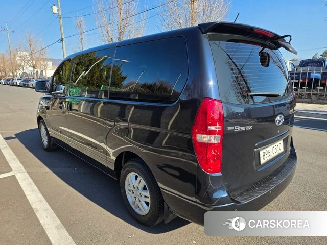 Hyundai The New Grand Starex id 3893639 из Кореи 16
