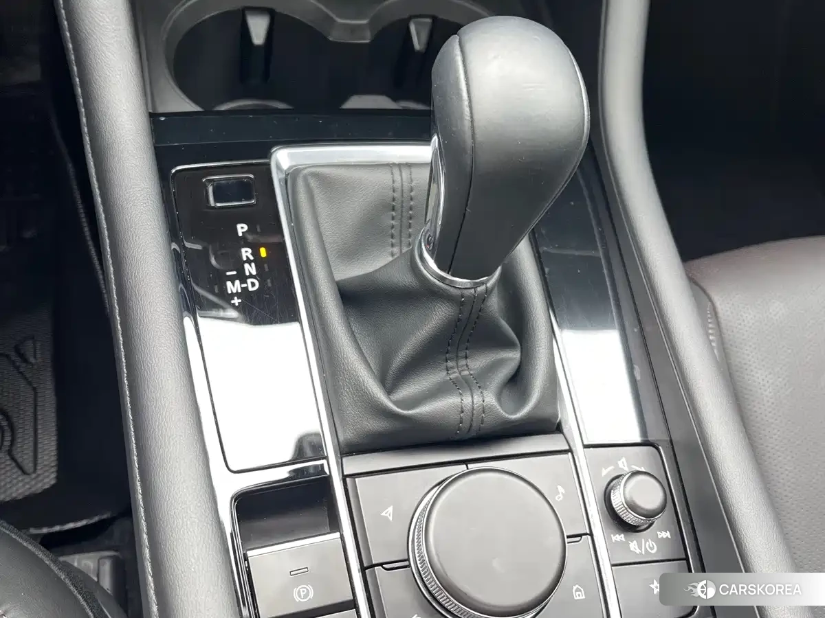 Mazda 3 id 4669199 из Китая 23