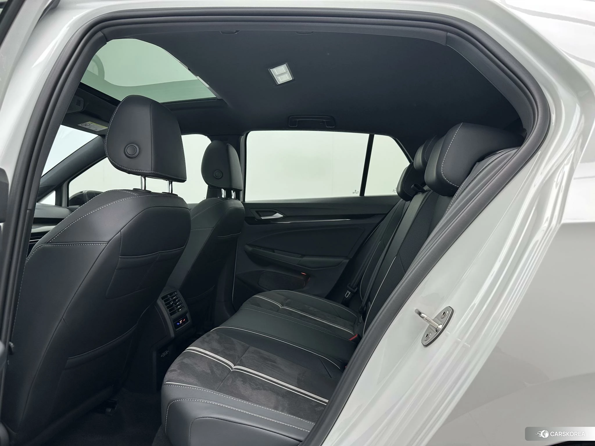 Volkswagen Golf id 4486295 из Китая 15