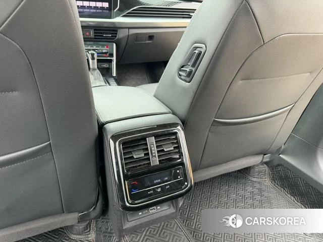 Volkswagen Passat id 4263069 из Китая 22