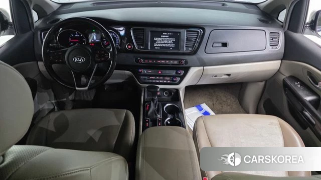 Kia The New Carnival id 4286167 из Кореи 17