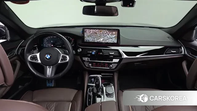 BMW 5 Series (G30) id 2939888 из Кореи 17