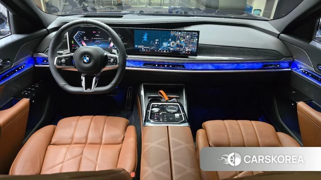 BMW 7 Series (G70) id 4634939 из Кореи 29