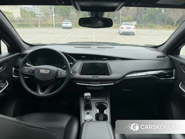 Cadillac XT4 id 4213746 из Китая 7