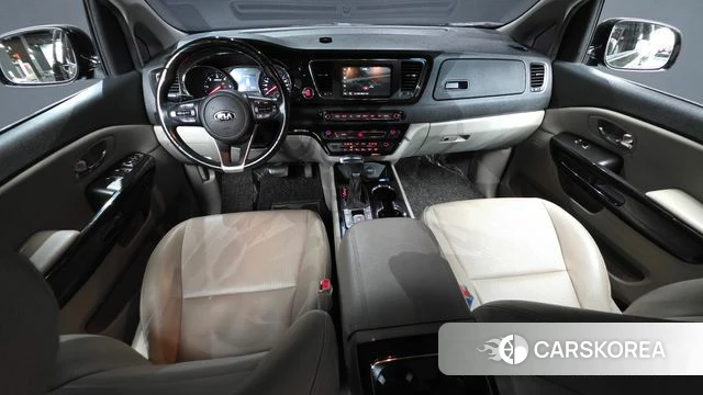 Kia The New Carnival id 4232467 из Кореи 17