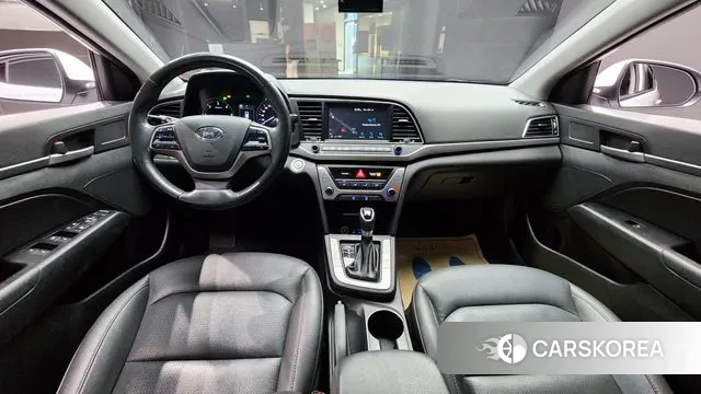 Hyundai Avante AD id 3265388 из Кореи 17