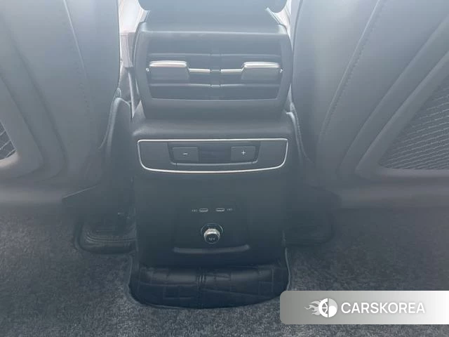 Audi Q4 e-tron id 4271894 из Китая 17