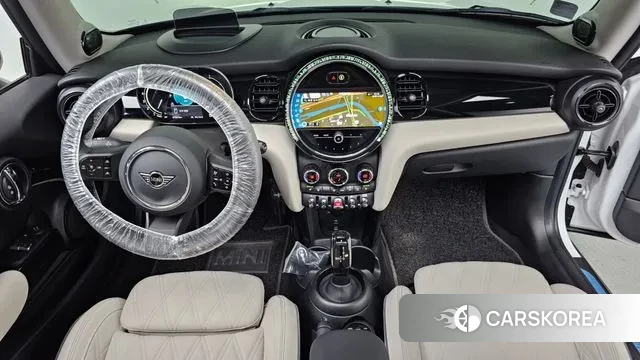 Mini Cooper S id 3058285 из Кореи 17