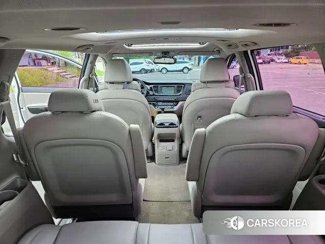 Kia The New Carnival id 3009156 из Кореи 17