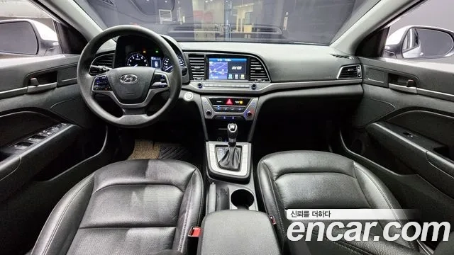 Hyundai Avante AD id 2937286 из Кореи 17