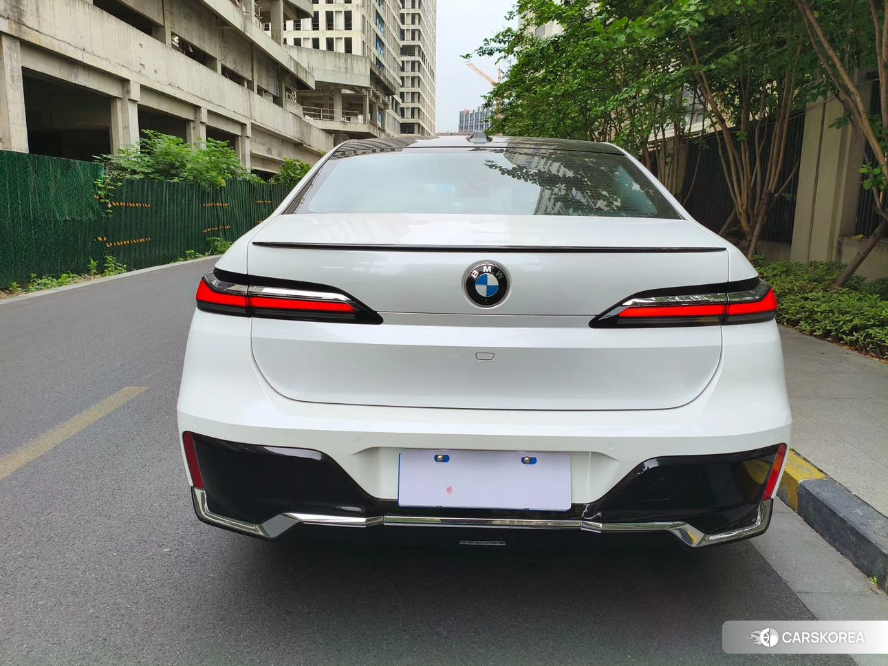 BMW 7 series id 4467873 из Китая 23