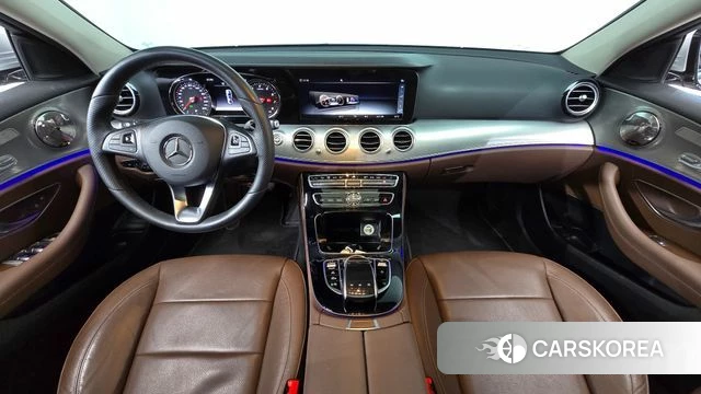 Mercedes-Benz E-Class W213 id 4907821 из Кореи 27