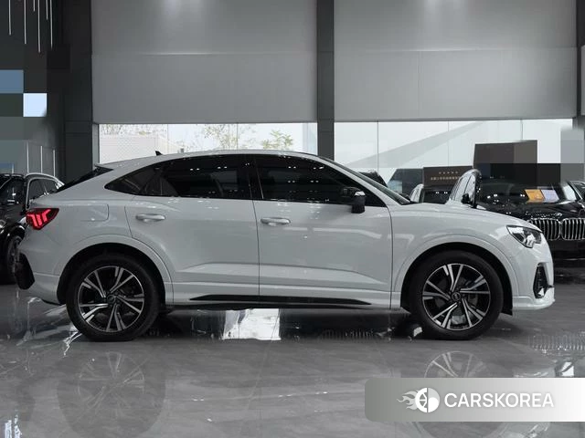 Audi Q3 Sportback id 4261508 из Китая 7