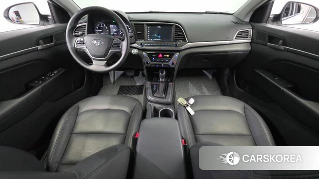 Hyundai Avante AD id 3925176 из Кореи 17