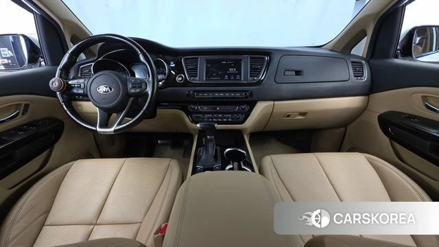 Kia The New Carnival id 4849760 из Кореи 17