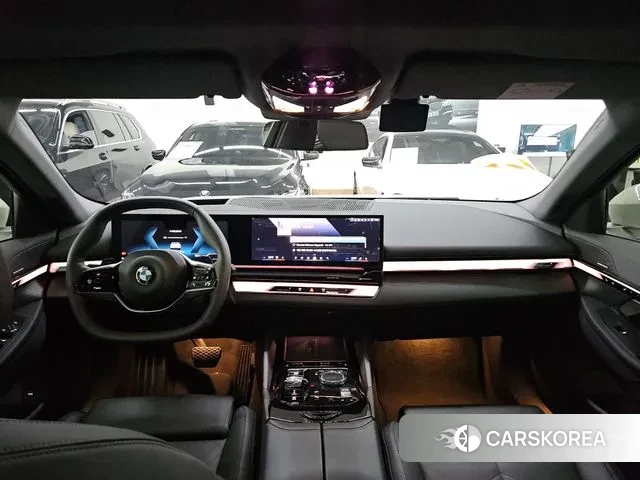 BMW 5 Series (G60) id 3036470 из Кореи 16