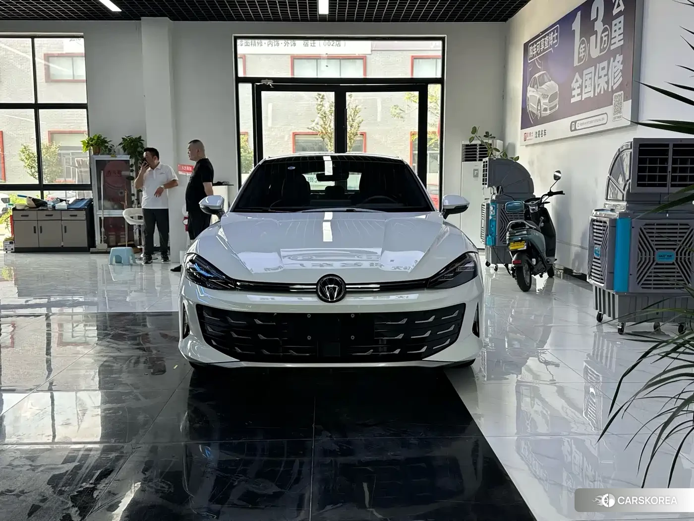 Volkswagen Lamando id 4628144 из Китая 7