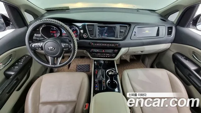 Kia The New Carnival id 2713094 из Кореи 17