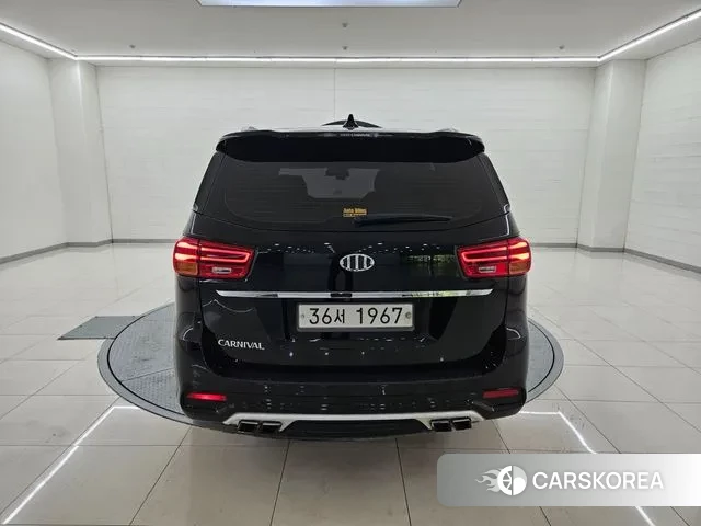 Kia The New Carnival id 2977247 из Кореи 17