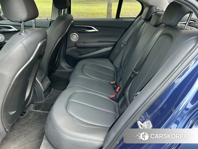 BMW 1 series id 4272311 из Китая 10