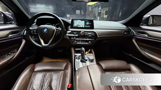 BMW 5 Series (G30) id 3682634 из Кореи 17