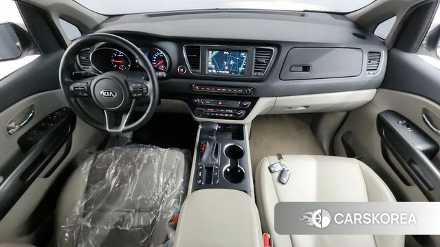 Kia The New Carnival id 4362684 из Кореи 30