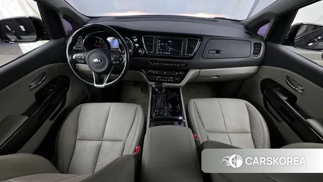 Kia All New Carnival id 3583617 из Кореи 17