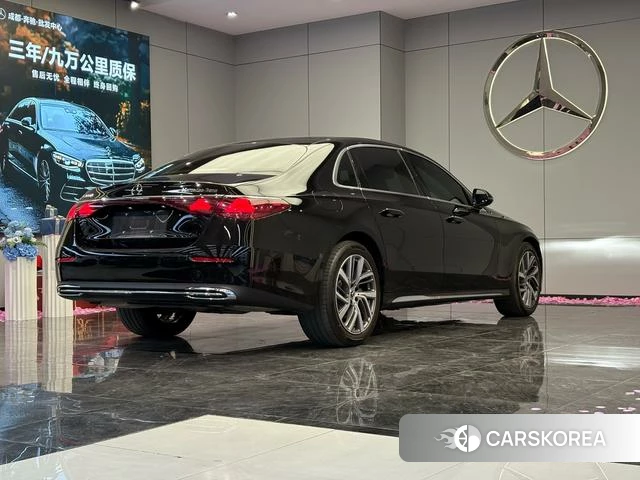 Mercedes-Benz E-class id 4306949 из Китая 7