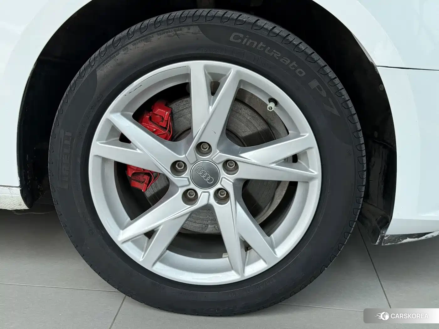Audi A4L id 4617169 из Китая 12