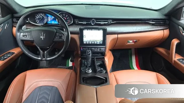 Maserati Quattroporte id 2970795 из Кореи 17