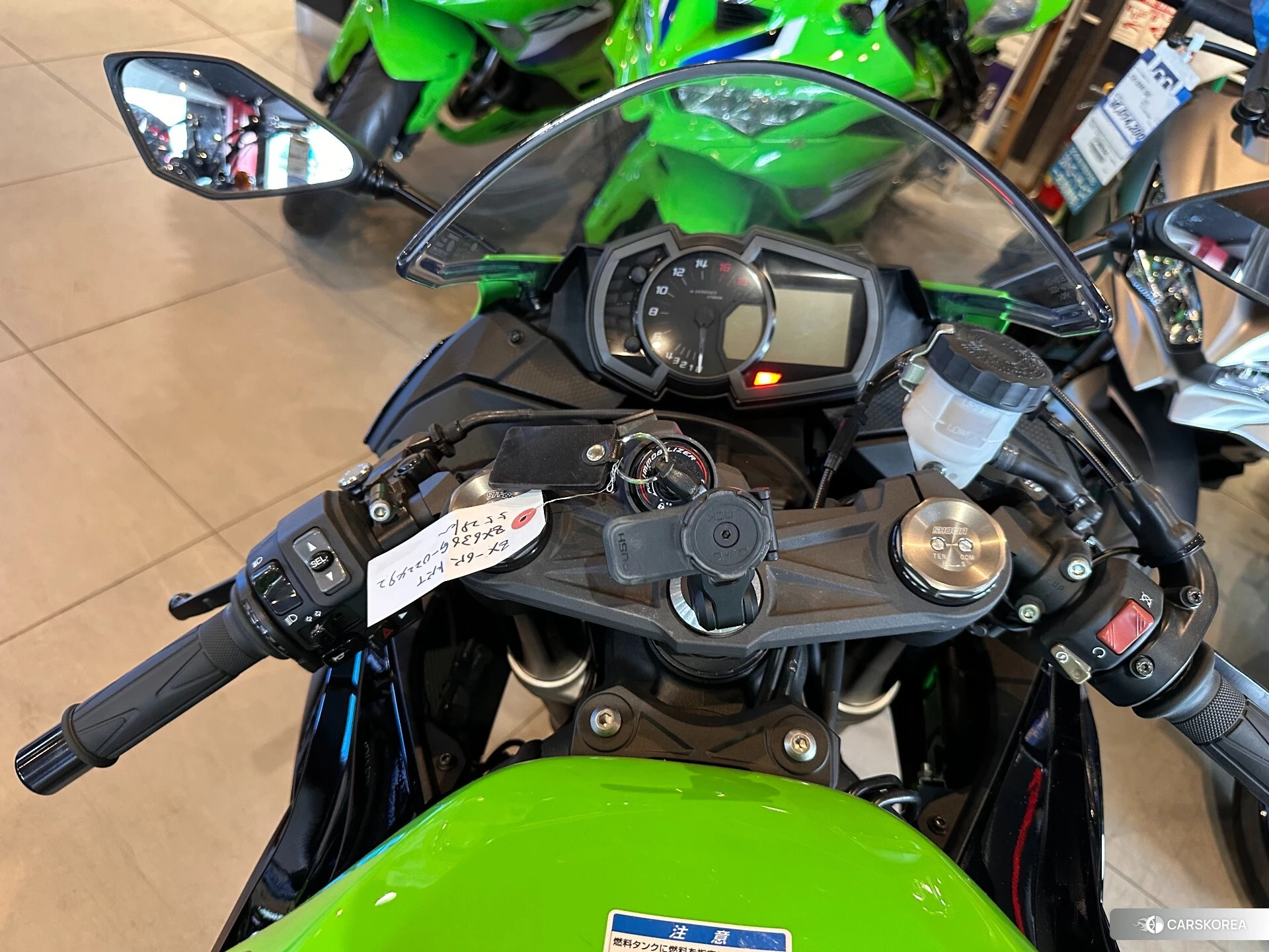 Kawasaki NINJA ZX-6R KRT id 4352779 из Японии 7