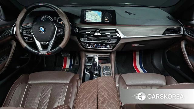 BMW 5 Series (G30) id 3808343 из Кореи 17