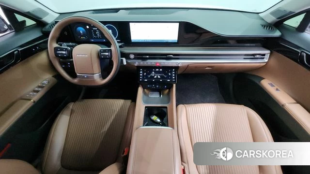 Hyundai Grandeur (GN7) id 4308886 из Кореи 17