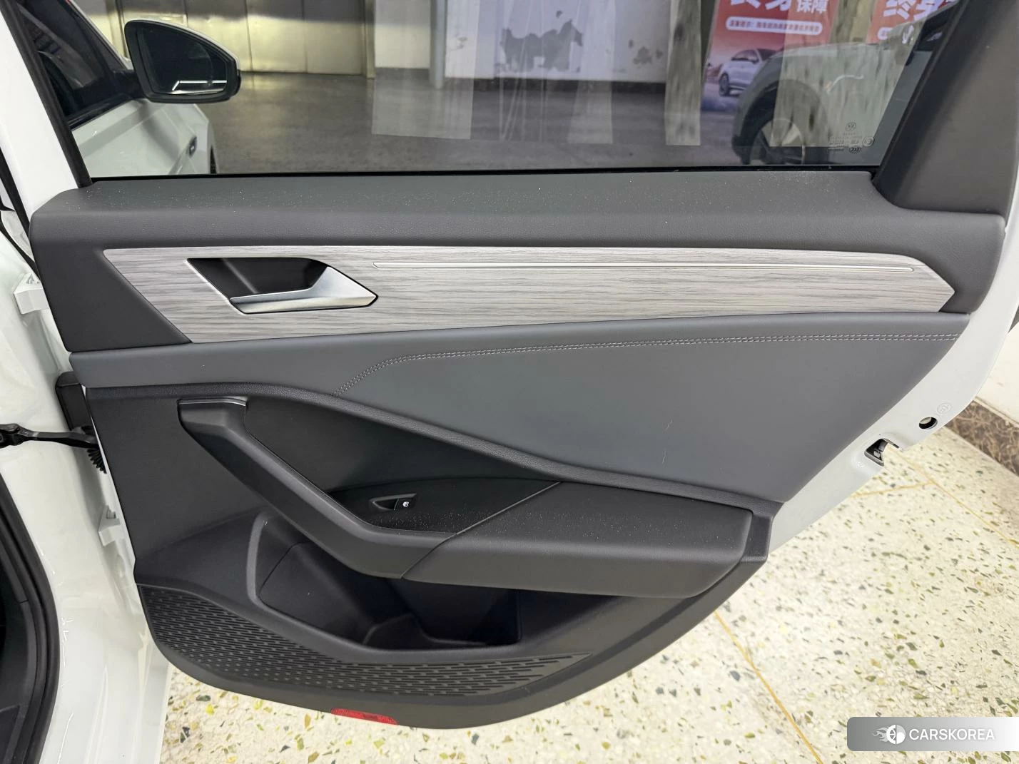 Volkswagen Sagitar id 4455372 из Китая 20