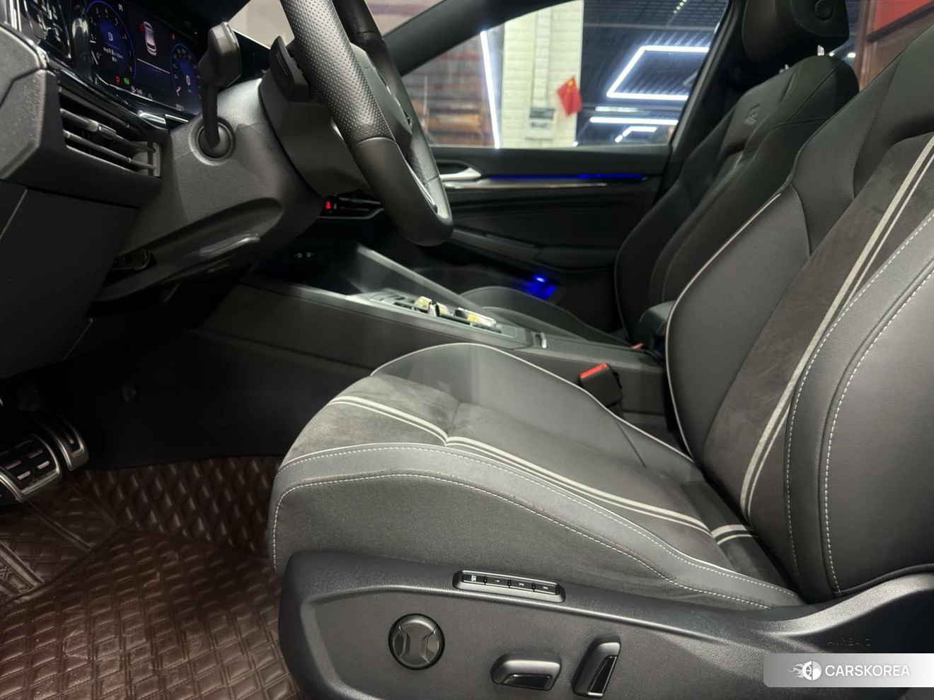 Volkswagen Golf id 4514871 из Китая 31