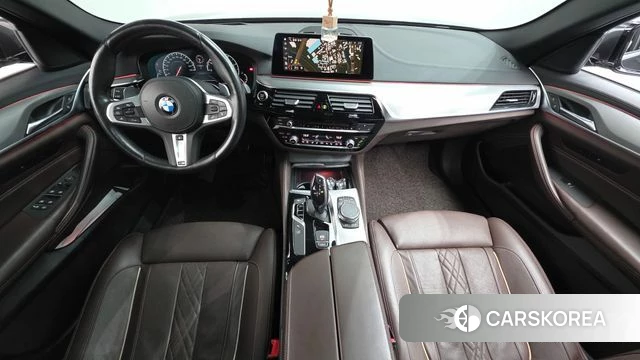 BMW 5 Series (G30) id 4403099 из Кореи 17