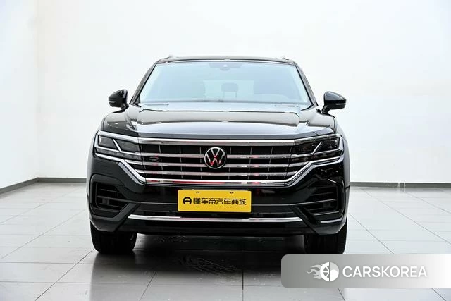 Volkswagen Touareg id 3908306 из Китая 17