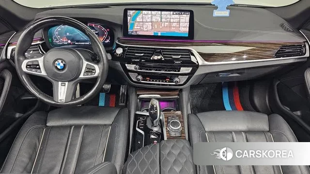 BMW 5 Series (G30) id 3777229 из Кореи 17