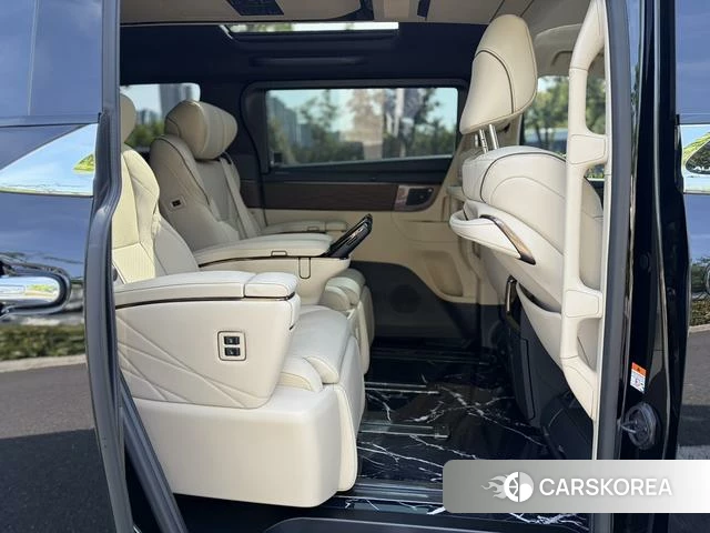 Toyota Elfa id 4275878 из Китая 22