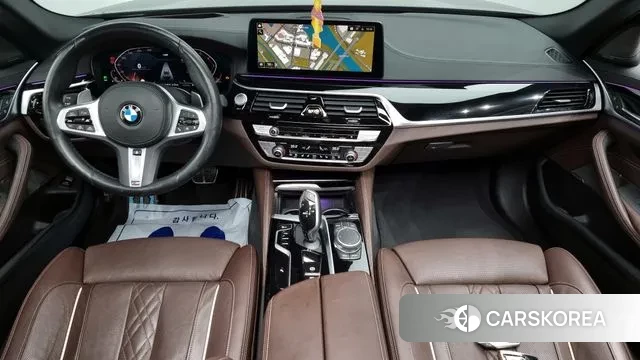 BMW 5 Series (G30) id 2964591 из Кореи 17