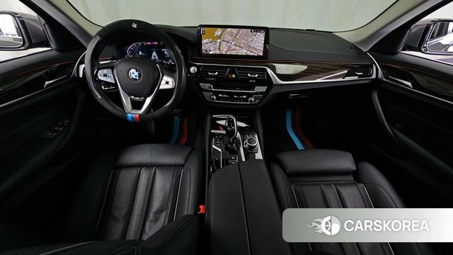 BMW 5 Series (G30) id 4444364 из Кореи 29