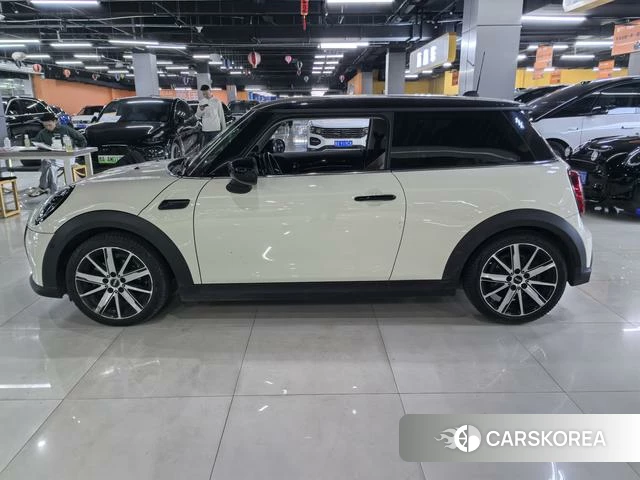 MINI Unknown id 3856149 из Китая 7