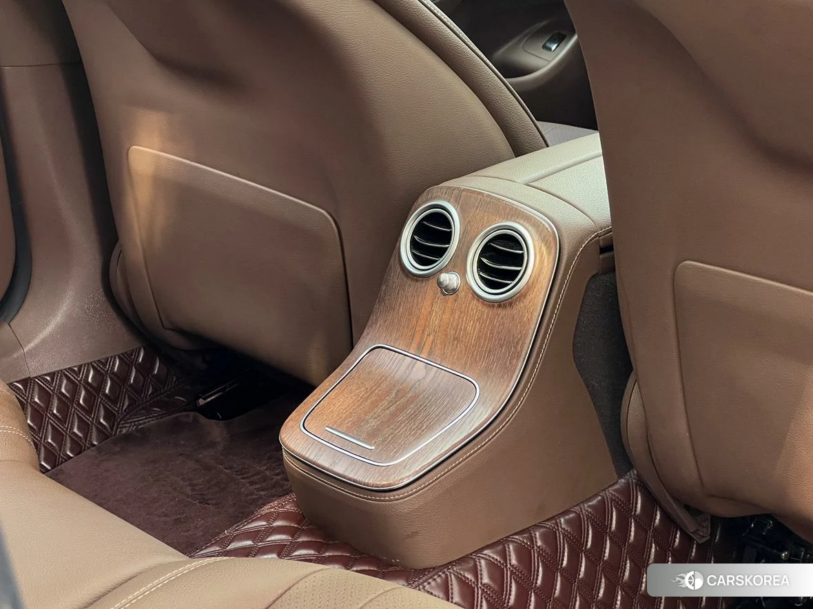 Mercedes-Benz E-class id 4486430 из Китая 19