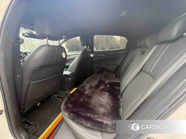 Honda Civic id 4255780 из Китая 8