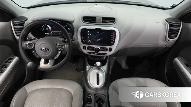 Kia Soul EV id 3845851 из Кореи 17